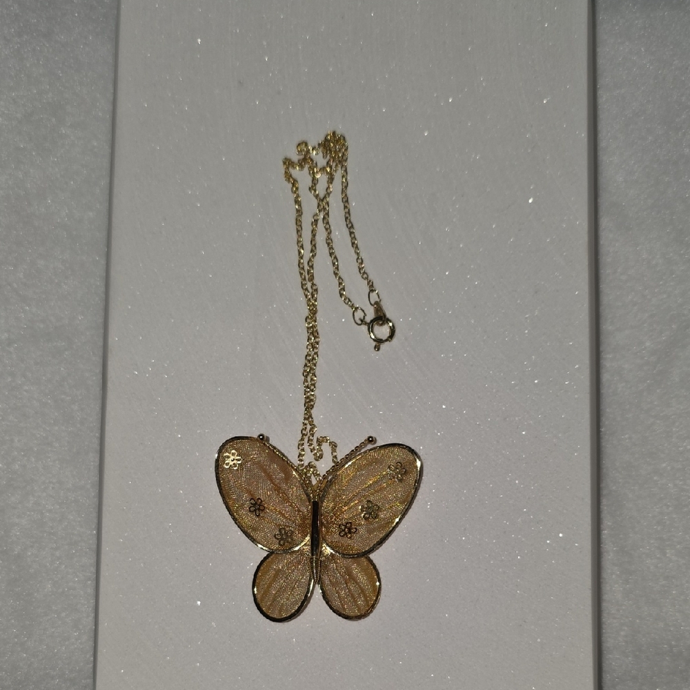 Vintage Gold Butterfly Pendant Necklace